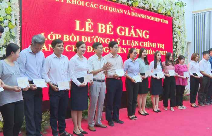 Từ Chương trình 24 đến Chỉ thị 15 - Sóc Trăng nâng “chất” và “lượng” công tác kết nạp đảng (30-08-2023)